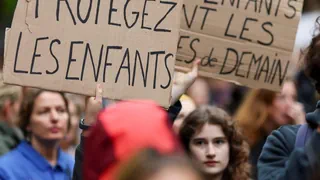 Nach Mord an Mädchen – «Justiz, wach auf!»: Proteste in ganz