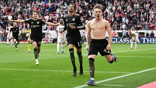 Bundesliga am Samstag – Bayern mit Mega-Wende nach Manzambi-Tor – Muheim fliegt vom Feld