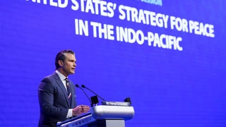 Shangri-La-Dialog in Singapur – Hegseth fordert mehr Verteidigungsausgaben in Asien