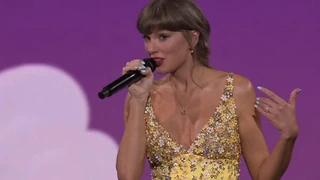 Überraschung in Los Angeles – Taylor Swift mit emo