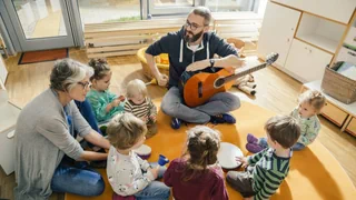 Sexueller Missbrauch in Kitas – Männer in der Kinderbetreuung: Arbeiten unter Generalverdacht