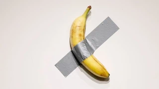 Kulturnews in Kurzform – Die wohl berühmteste Banane der Kunstwelt wurde gestohlen