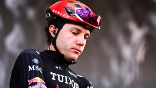 OP nach erneutem Sturz – Schlüsselbeinbruch: Hirschi im Pech