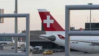 Triebwerkprobleme – Swiss-Flugzeug in Neu-Delhi evakuiert – vier Personen im Spital