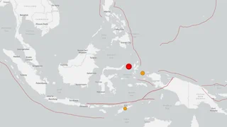 Stärke 7.4 – Starkes Seebeben vor Indonesien – Tsunamiwarnung