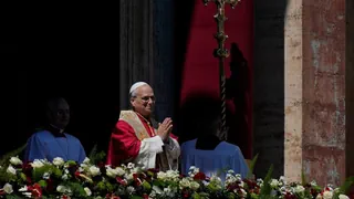 Premiere für Leo XIV. – Papst feiert Ostermesse auf dem Petersplatz