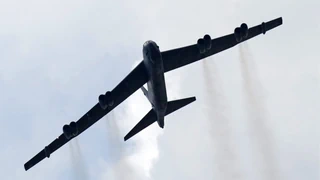 US-Bundesstaat Kalifornien – Acht Tote bei Absturz von B-52-Bomber