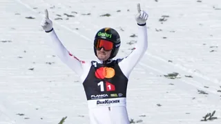 News aus dem Wintersport – Schweizer Skiflug-Quartett in Planica auf Rang 6