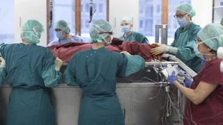 Brandkatastrophe Crans-Montana – Hoffnung für Schwerverbrannte: Was moderne Medizin heute leistet