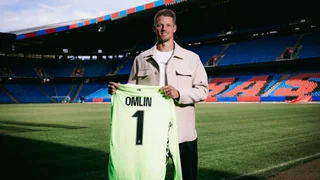 Nachfolger von Hitz – Basel holt Goalie Omlin zurück