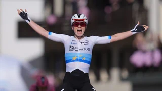 Giro d'Italia Women – Vollering gewinnt verkürzte Etappe – R