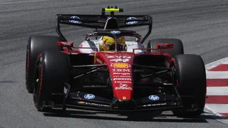 Formel 1: GP Barcelona – Hamilton siegt erstmals im Ferrari – Antonelli muss aufgeben