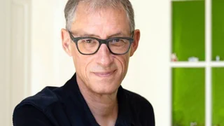 Grosser Kleinkunstpreis – Spätzünder Markus Schönholzer gewinnt Salzburger Stier 2026