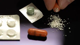 Missbrauch von Medikamenten –  Mit wenigen Klicks zum Opioid-Kick