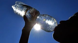 Wachsende Belastung mit PFAS – Machen uns Trinkwasser und Lebensmittel krank?