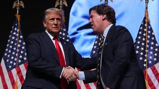 MAGA-Hardliner – Warum Tucker Carlson mit Trump gebrochen hat