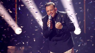 Im dritten Anlauf zum Sieg – Für einmal «Meno-win»: Menowin Fröhlich gewinnt DSDS