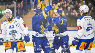 Playoff-Viertelfinal: Spiel 3 – 4 Halbfinal-Pucks: Davos überrollt Zug mit 7:3