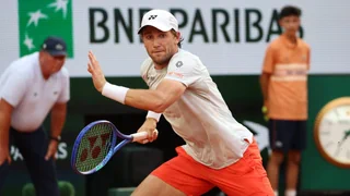 Roland Garros: Round-up – Ruud wehrt Matchbälle ab – Zverev und Swiatek bleiben souverän