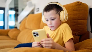 Nonsens auf Youtube und Tiktok – Wieso lieben Kinder «Brainrot»-Videos?