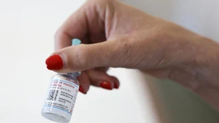 BAG veröffentlicht Verträge – Eine Milliarde für Covid-Impfstoffe: War das zu teuer?