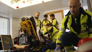 Notfallmedizin hautnah – Grenzerfahrung Rettungsdienst: Ein Tag zwischen Leben und Tod