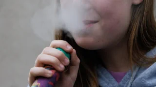 Nikotin bei Minderjährigen – Mit 10 Jahren abhängig? Projekt will Kindern beim Aufhören helfen