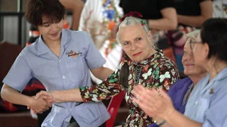 Pflege fernab der Heimat – Altersparadies Thailand – lohnt sich die Pflege unter Palmen?
