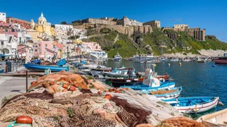 Krankheitsausbruch in Italien – Hepatitis-A-Fälle in Kampanien häufen sich: Das müssen Sie wissen