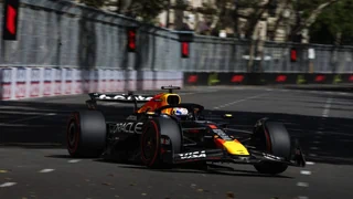 6 Mal «Red Flag» in Baku – Wildes Qualifying in Baku: Pole für Verstappen, Piastri crasht