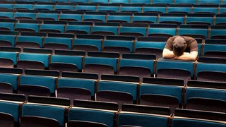 Schikane durch Vorgesetzte – Gemobbt, belästigt, angebrüllt: Machtmissbrauch an Schweizer Unis