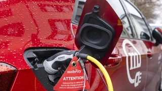 Berührungsängste bei E-Autos – Carsharing-Genossenschaft Mobility braucht länger für den Umstieg
