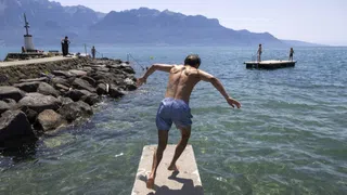 Sommerhitze verstehen – Warum sich 34 Grad im Wasser gut anfühlen und in der Luft nicht