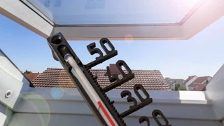 Hitzewelle auch zu Hause – Schwitzen in der Wohnung – was Mietende tun können