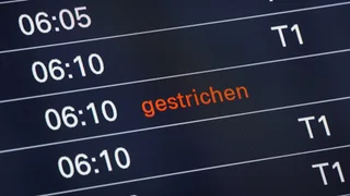Ihre Fragen zu Flug und Ferien – «Wer haftet bei der Flugannullierung?»