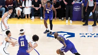 Schöne Geschichte in der NBA – Vater James assistiert erstmals Sohnemann – Capela siegt