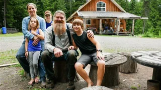 Baggervideo schlägt Wellen – Kontroverse um Schweizer Kult-Meme «Richi»