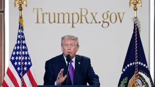 Aktuelle und geplante Projekte – Flughafen oder Banknoten: Trumps Name wird immer präsenter