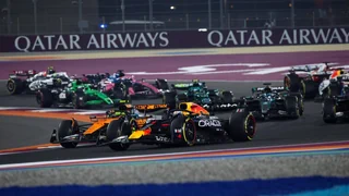 GP von Katar – Verstappen holt sich den Sieg und macht die WM richtig spannend