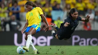 0:1 gegen die USA – Chaos-Testspiel: Acht Mal Rot 