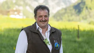 Heisser oder nasser Sommer? – Die Sommerprognosen der Muotathaler Wetterschmöcker