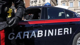 Halbe Milliarde hinterzogen – Italienische Polizei hebt illegale Zigarettenfabrik aus