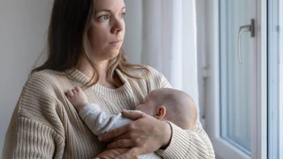 Kein Babyglück nach Geburt – Wie Unternehmen psychisch krank