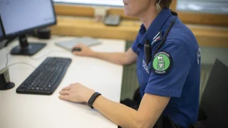 Erfolgreiches Pilotprojekt – Wie die Kantonspolizei St. Gallen Pädokriminelle im Internet jagt