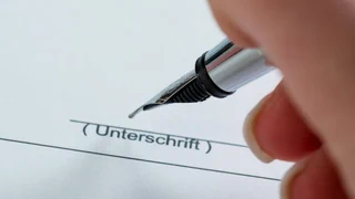E-Mail oder Brief – «Schriftlich kündigen» – was bedeutet da
