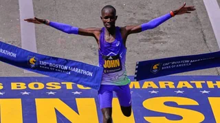 Boston-Marathon 2026 – Kenianer Korir verteidigt Titel mit Streckenrekord