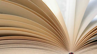 Bücher der Woche – Die aktuellen Bücherlisten (PDF)