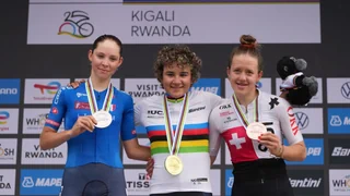 Rad-WM in Ruanda – Juniorin Grossmann kann es auch auf der Strasse