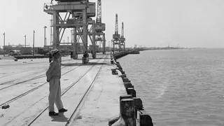 Wichtige Meerenge – USA blockieren Hormus – wie einst die Briten vor gut 70 Jahren