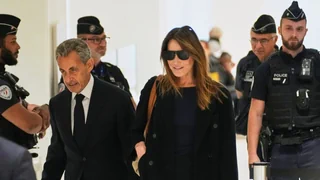 Frankreichs Ex-Präsident – Sarkozy in Libyen-Affäre zu fünf Jahren Haft verurteilt
